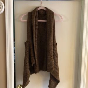 Cardigan sweater